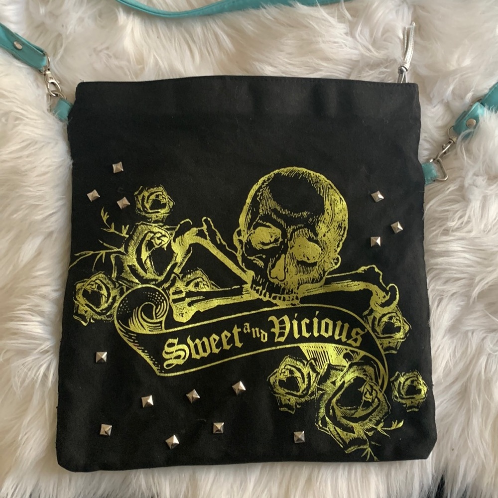 Rare Vintage Sweet and Vicious foil skull bag